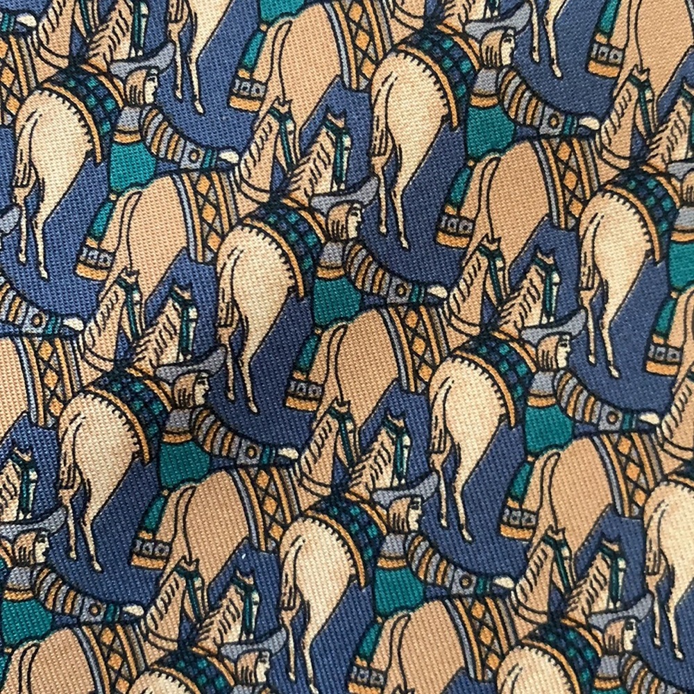 Salvatore Ferragamo Tie - Picture 3 of 10